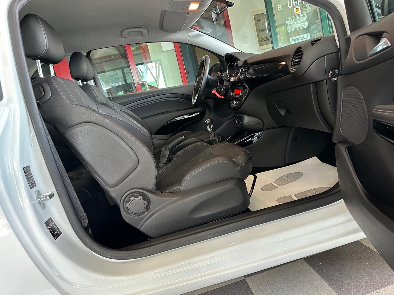 Opel Adam 1.4 87 CV GPL Tech Jam