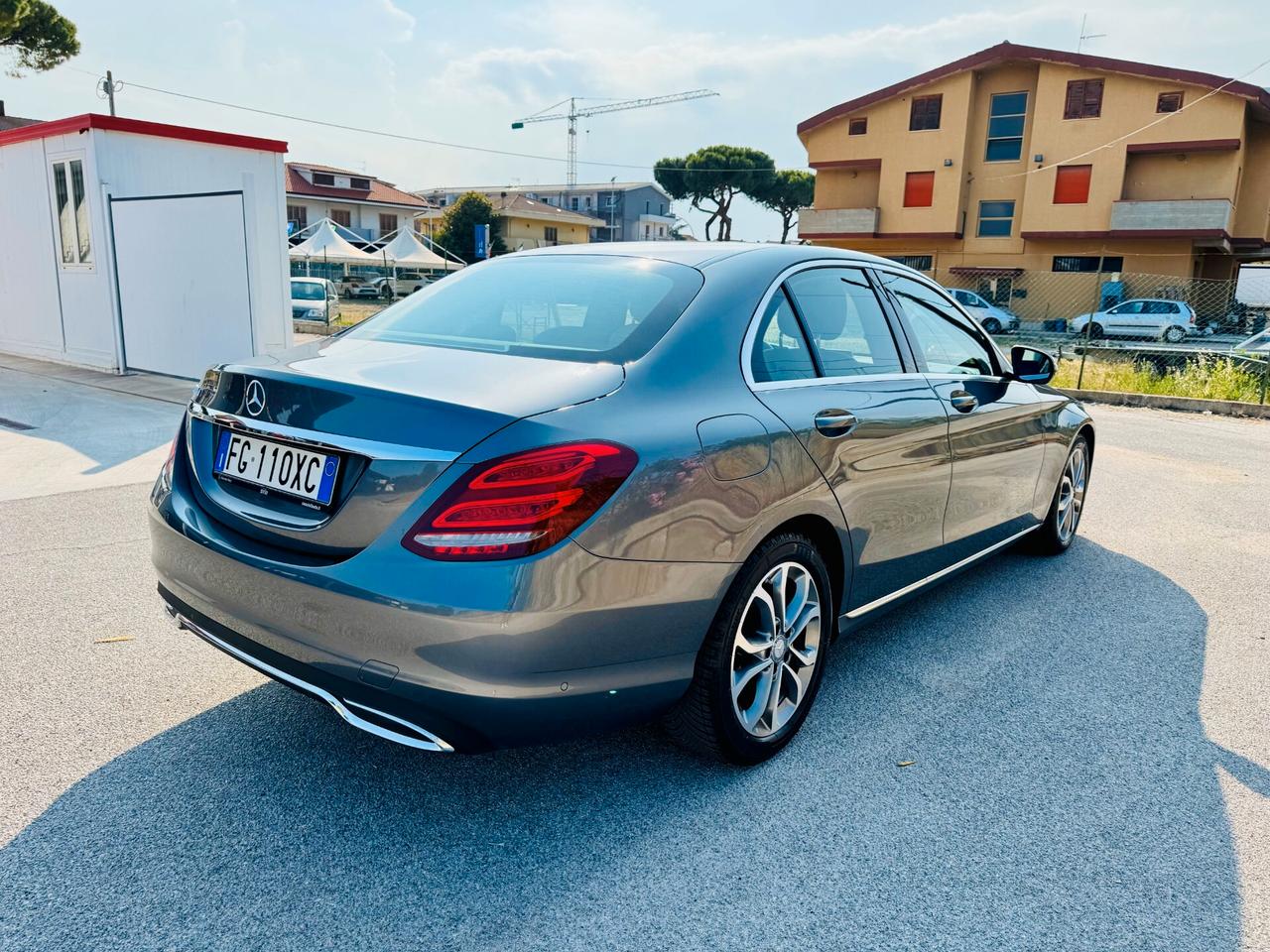 Mercedes-benz C 200 d Premium / LED / NAVI / Automatica