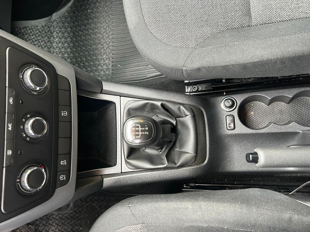 Skoda Yeti 1.6 Diesel Anno 2015 130.000 KM 77 KW