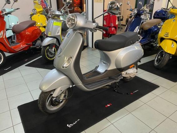 VESPA 50 LX 2 tempi