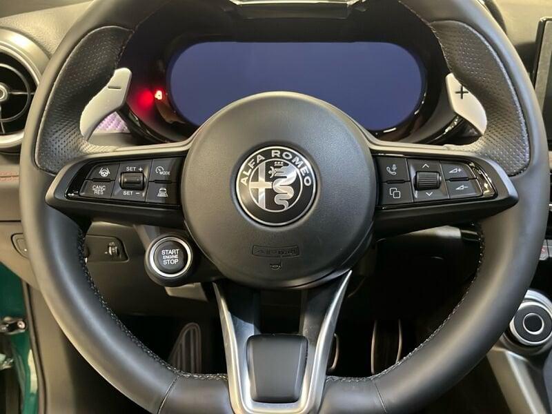 Alfa Romeo Tonale My24 Hybrid 160cv Tributo Italiano