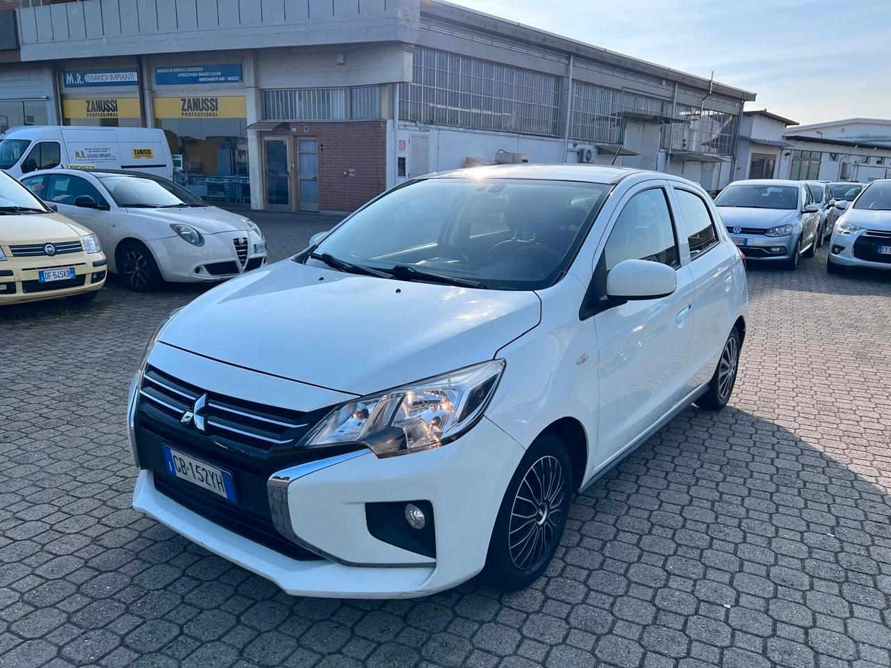 Mitsubishi Space Star 1.0 Intense SDA