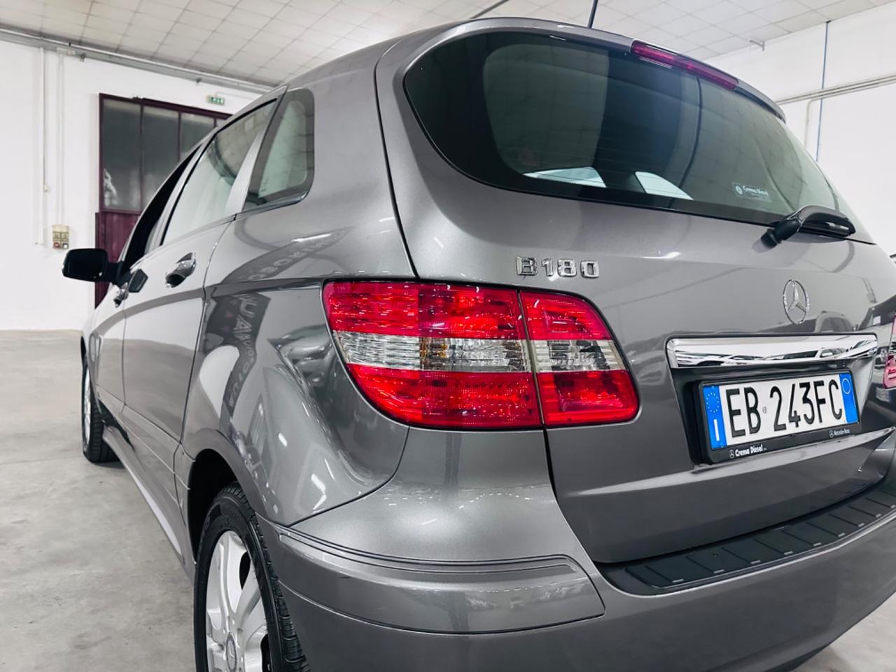 Mercedes-benz B 180 BlueEFFICIENCY Premium