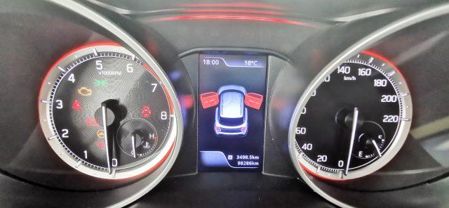 SUZUKI Swift 1.2 Hybrid Top