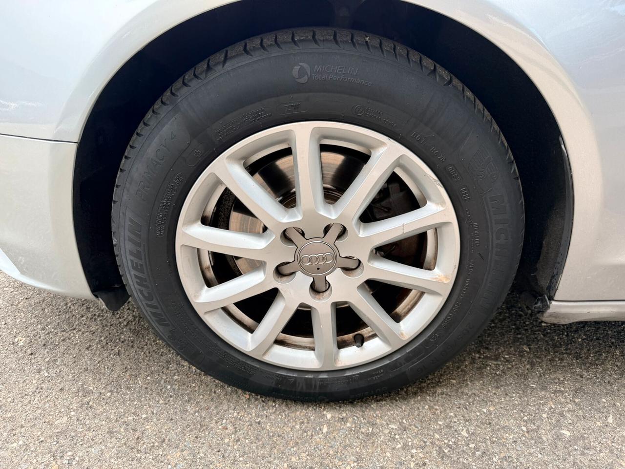 Audi A4 Avant 2.0 TDI 136CV