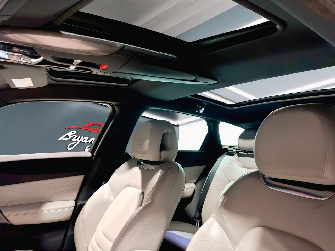 Ds DS5 2.0 HDi 163CV aut. So Chic T.PANOR. AUTO