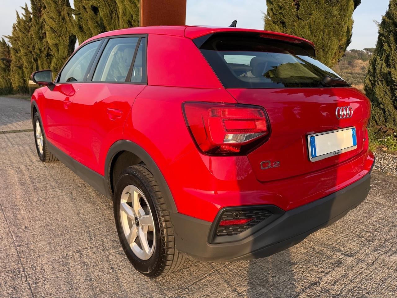 Audi Q2 40 TFSI quattro S tronic Business Advanced