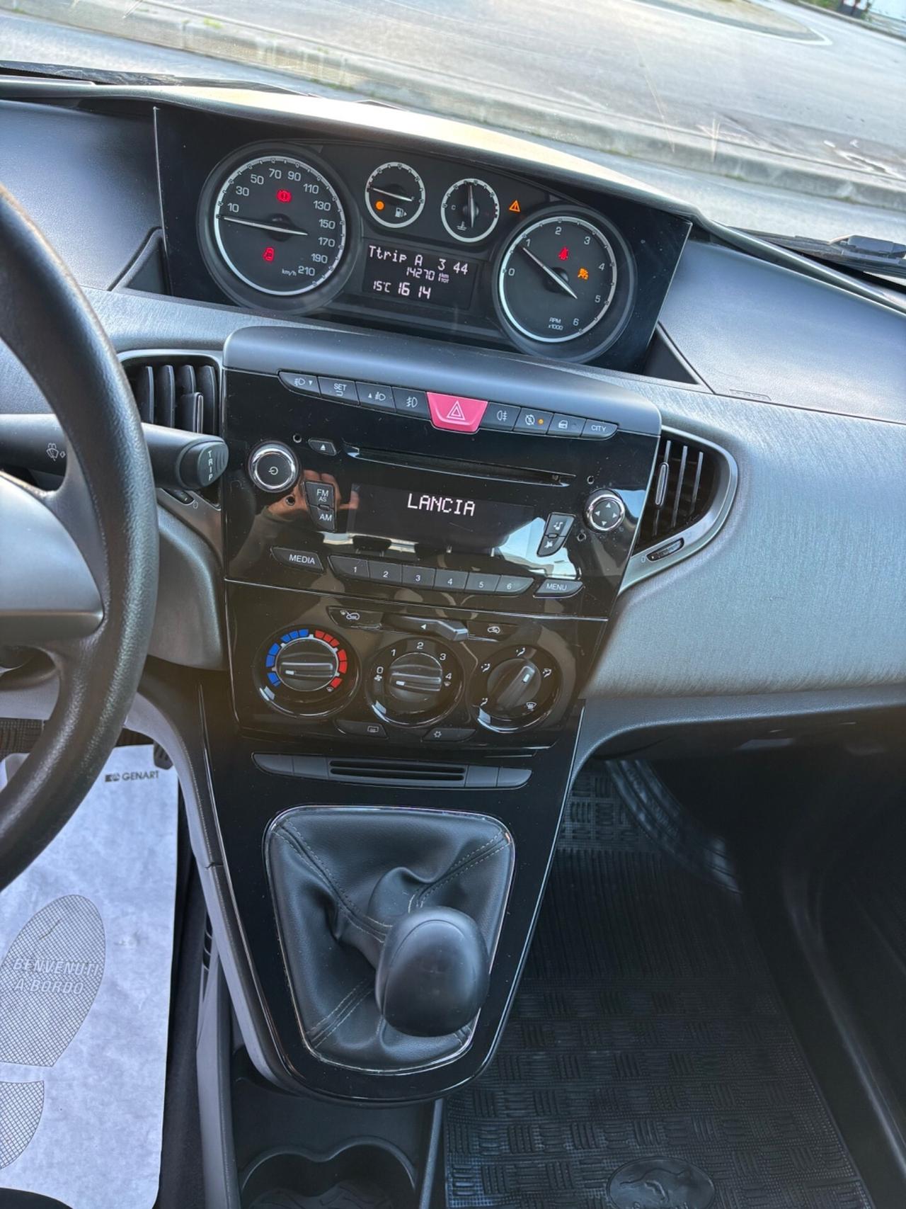 Lancia Ypsilon 1.3 MJT 16V 95 CV 5 porte S&S Silve