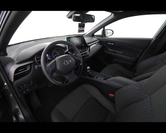 TOYOTA C-HR 1.8 Hybrid E-CVT Business