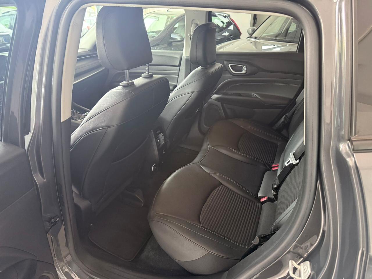 Jeep Compass 1.3 Turbo T4 190 CV PHEV AT6 4xe Business Plus