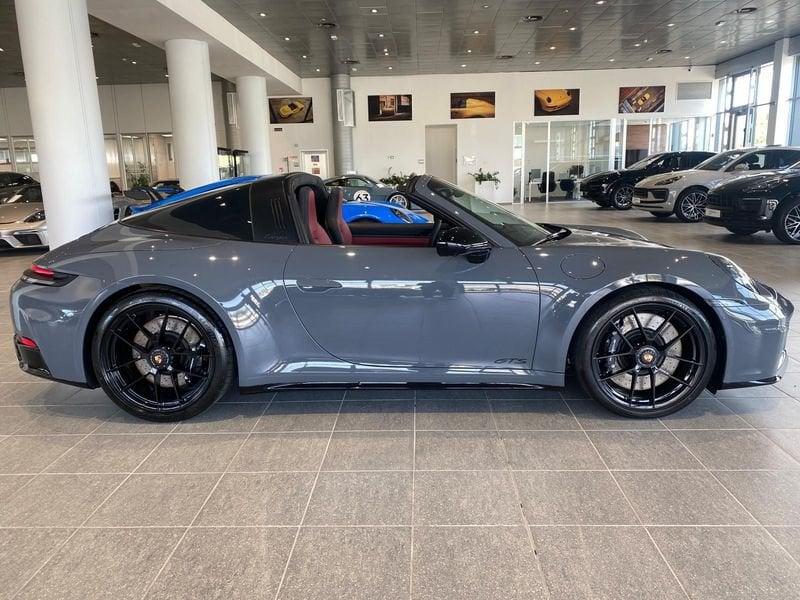 Porsche 911 992.2 Targa 4 GTS PDK - IVA Esposta