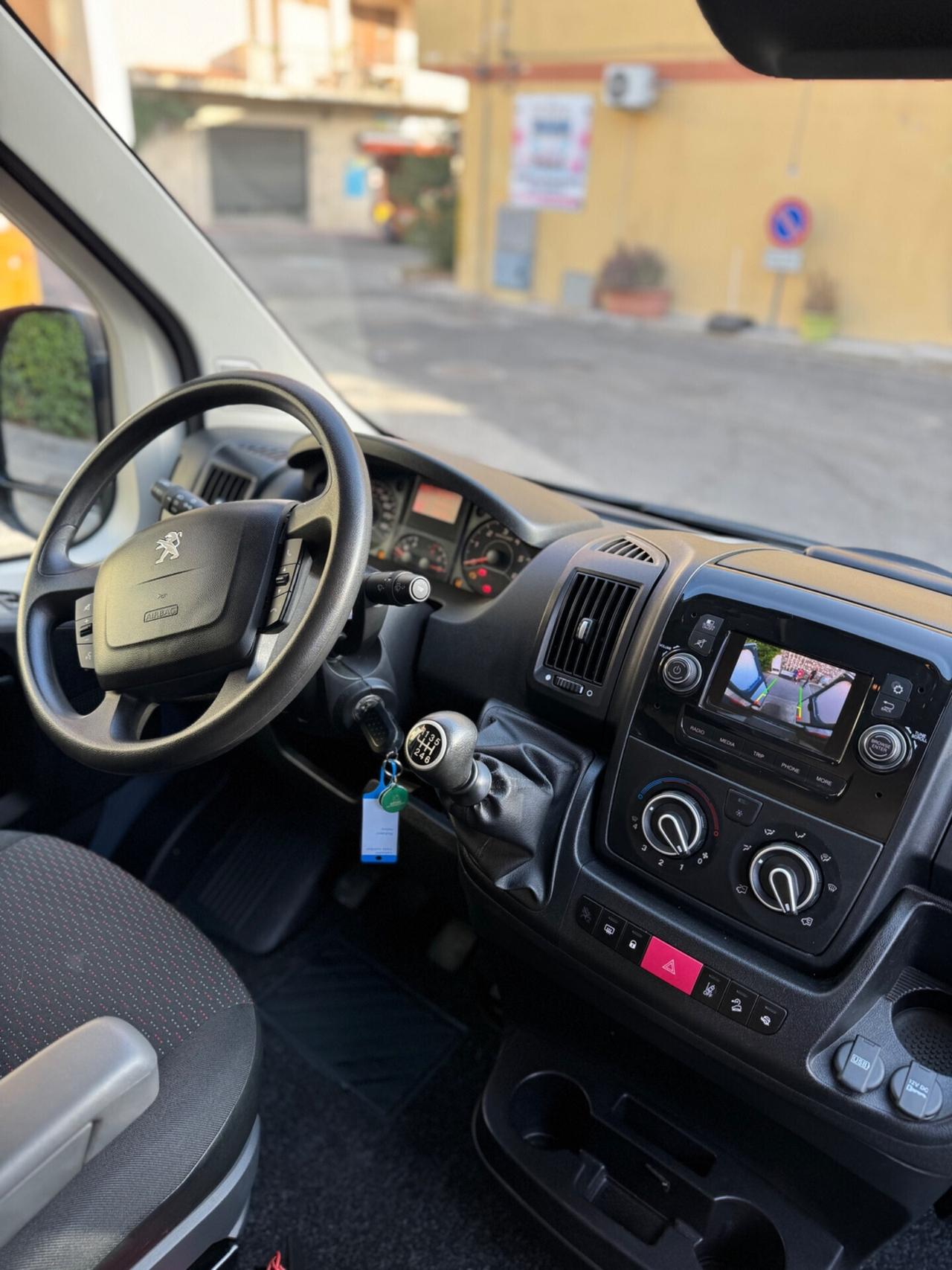 Peugeot BOXER 2.2 BlueHDi 120cv IVA COMPRESA
