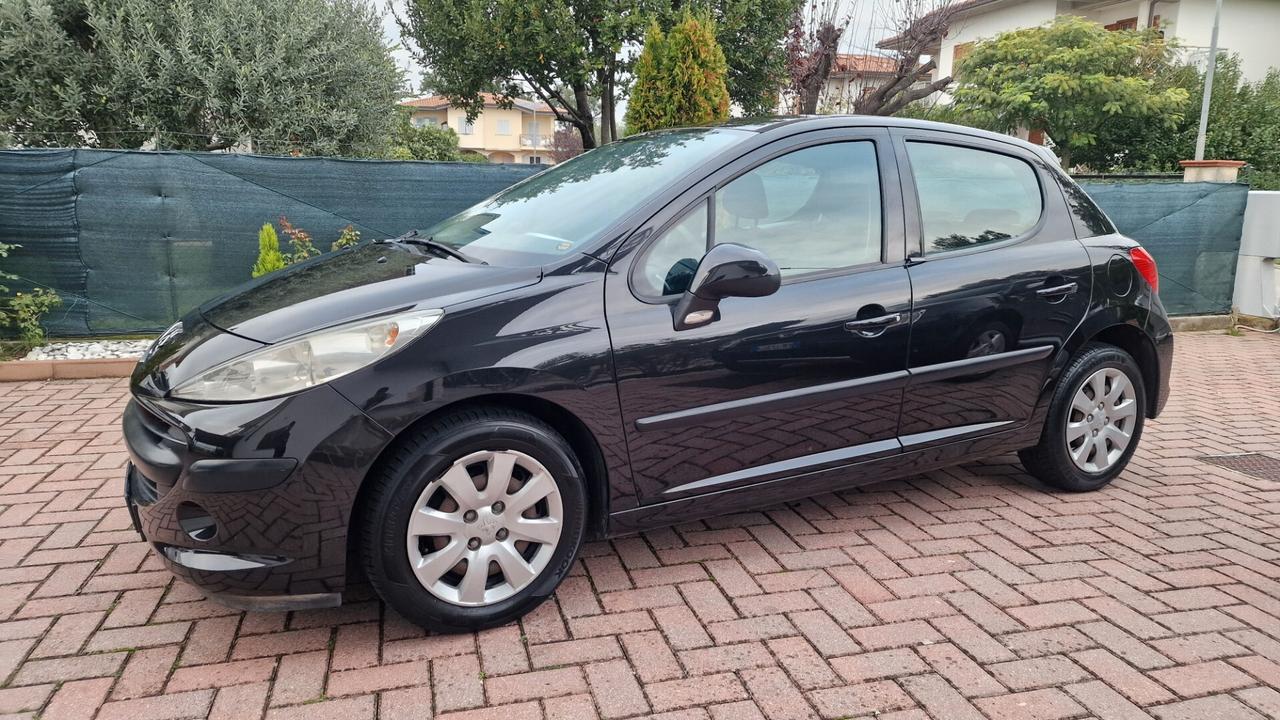 Peugeot 207 1.4 8V 75CV 5p. X Line ECO GPL