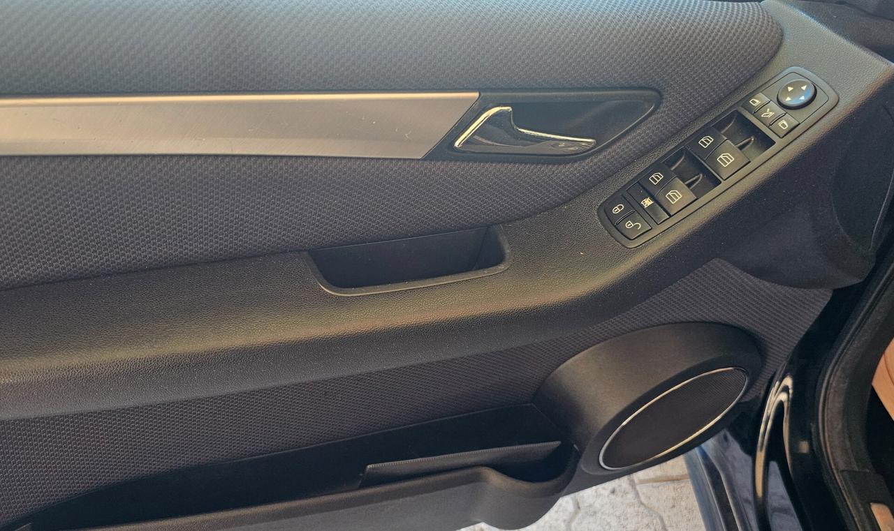 Mercedes-benz A 180 CDI Avantgarde Neopatentati