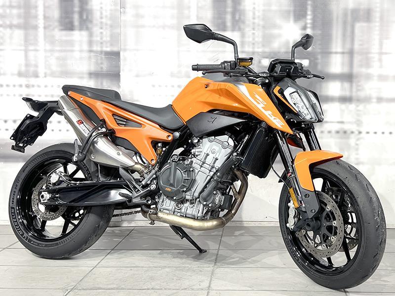 KTM Duke 790