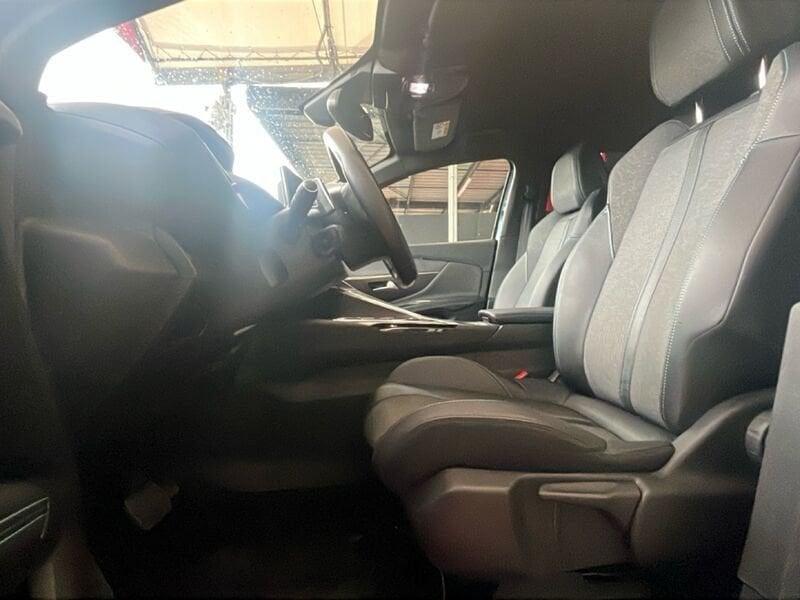 Peugeot 3008 BlueHDi 130 S&S EAT8 Allure