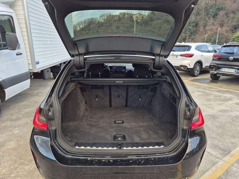 BMW Serie 3 Touring 320d Touring mhev 48V xdrive MSport Pro auto