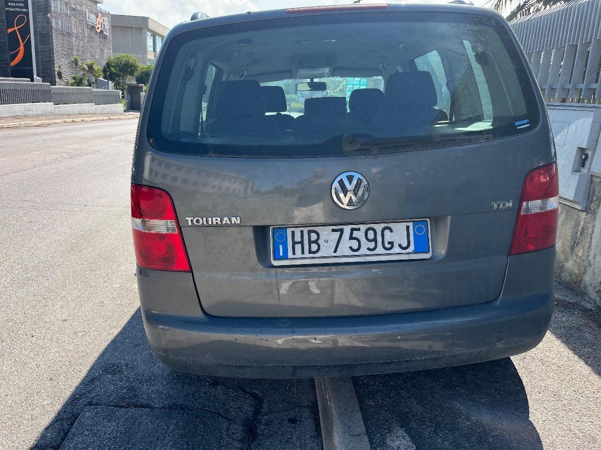 VOLKSWAGEN Touran TDI 101CV Trendline