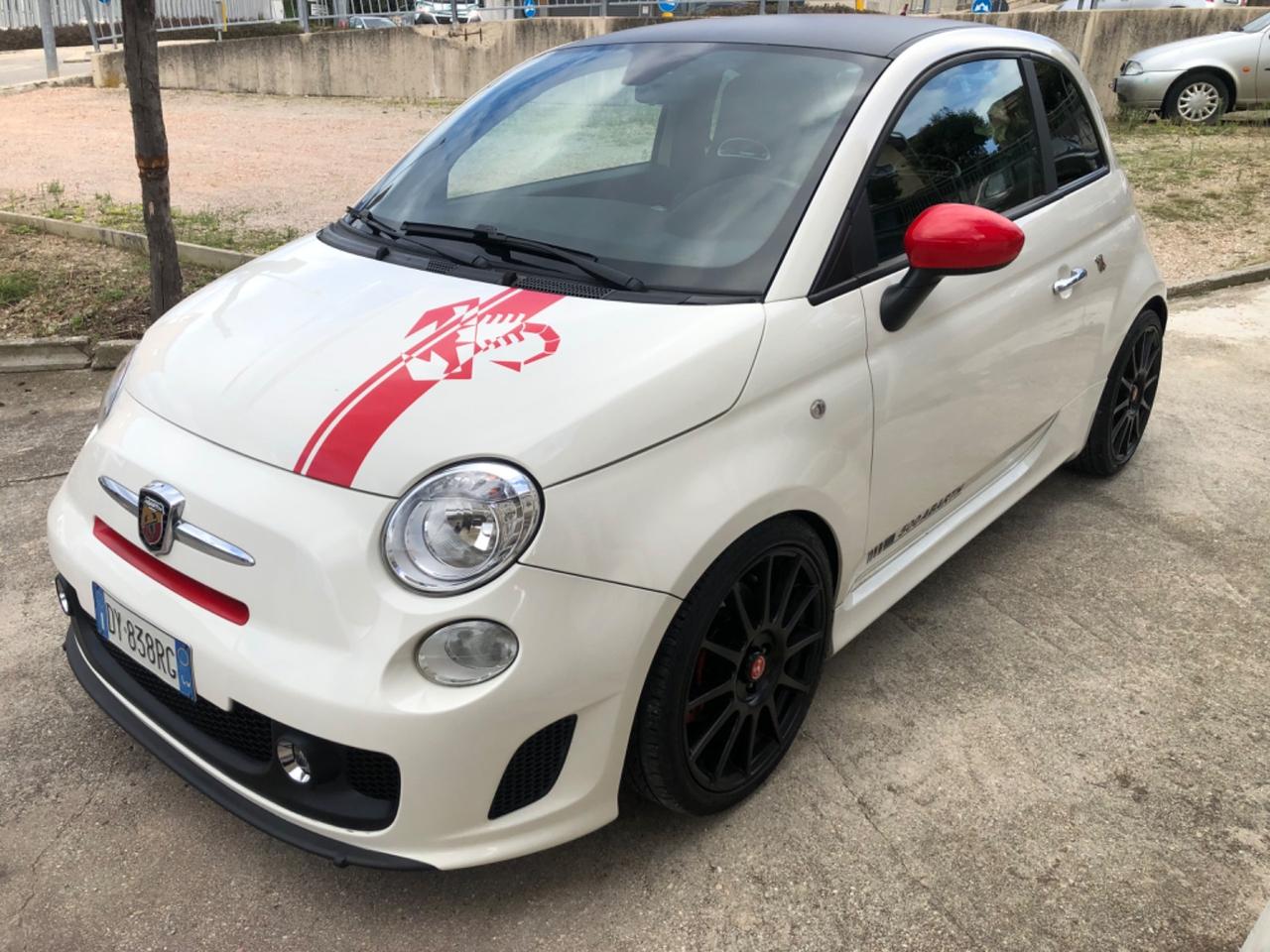 Abarth 500 1.4 Turbo T-Jet Esseesse