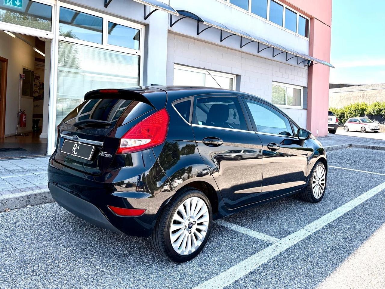 Ford Fiesta 1.2 Neopatentati