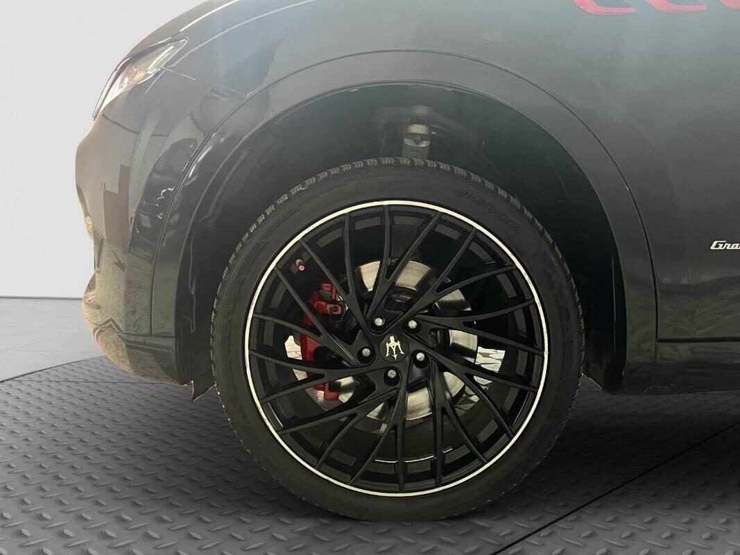 Maserati Levante 3.0 V6 250cv Gransport 2018