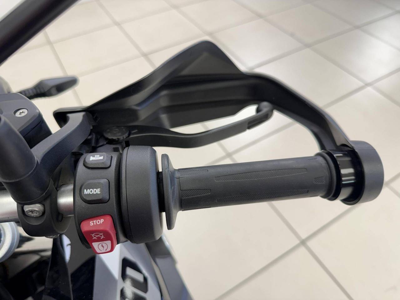 BMW F 800 GS Triple Black