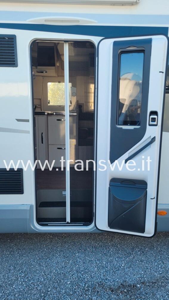 Elnagh T-Loft 532 con letti gemelli e dinette face to