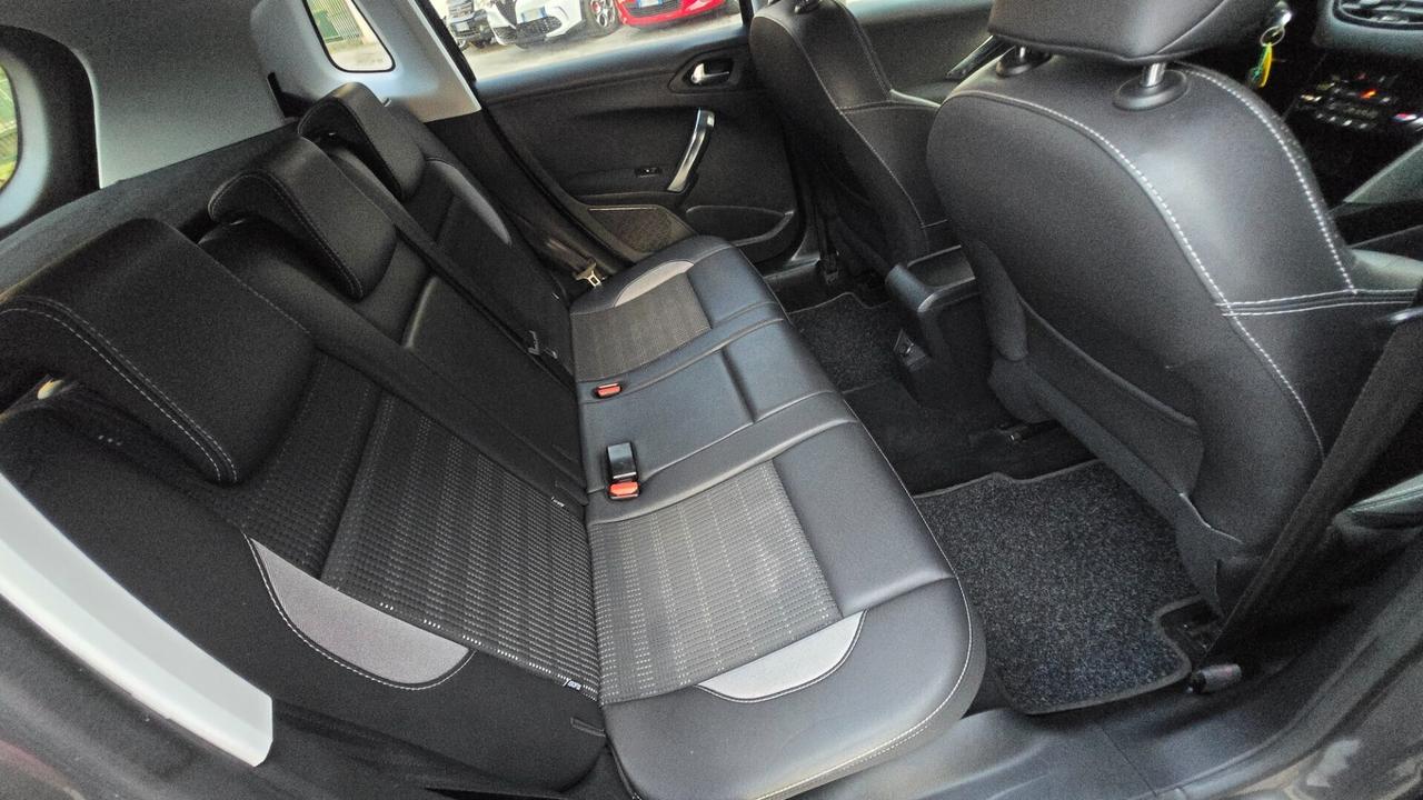 Peugeot 2008 BlueHDi 120 S&S Black Matt