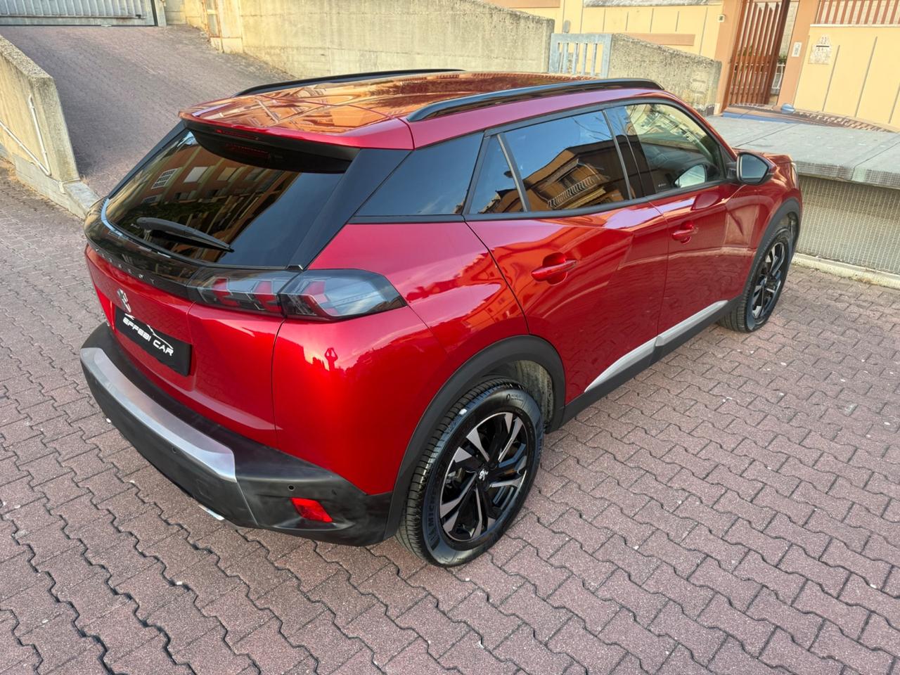 Peugeot 2008 1.2 puretech EAT8 Allure Pack COME NUOVA