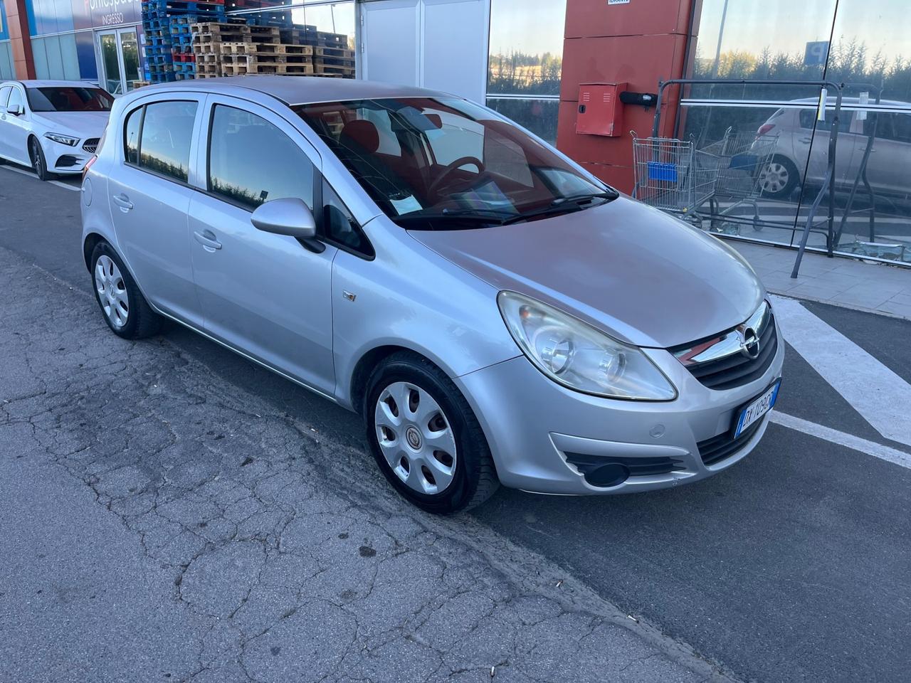 Opel Corsa 1.2 5 porte Cosmo 2009 164.000 KM