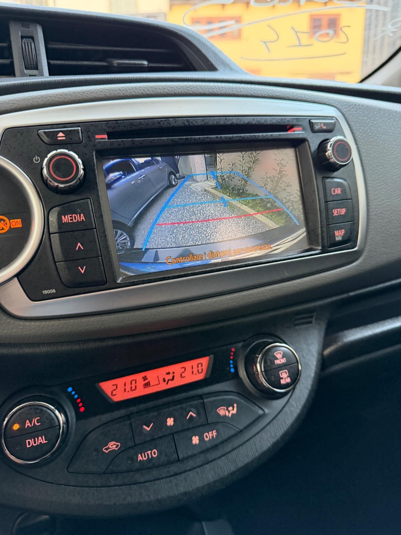 Toyota Yaris 1.0 Neopatentati Euro 5