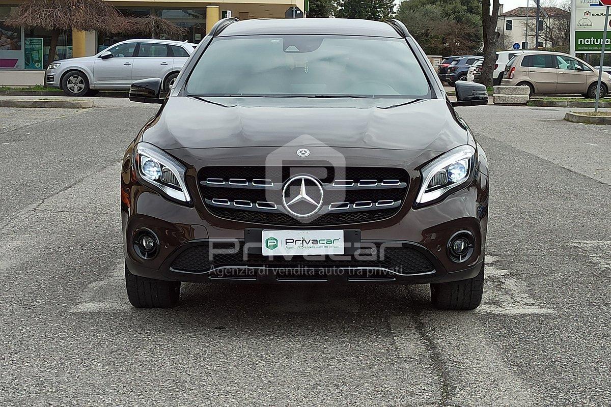 MERCEDES GLA 200 d Automatic 4Matic Premium