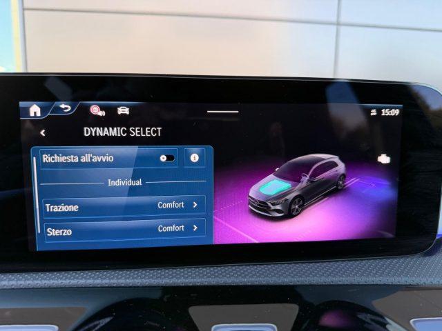 MERCEDES-BENZ A 200 163cv AMG Line Premium NIGHT PACK-19"-IVA ESP