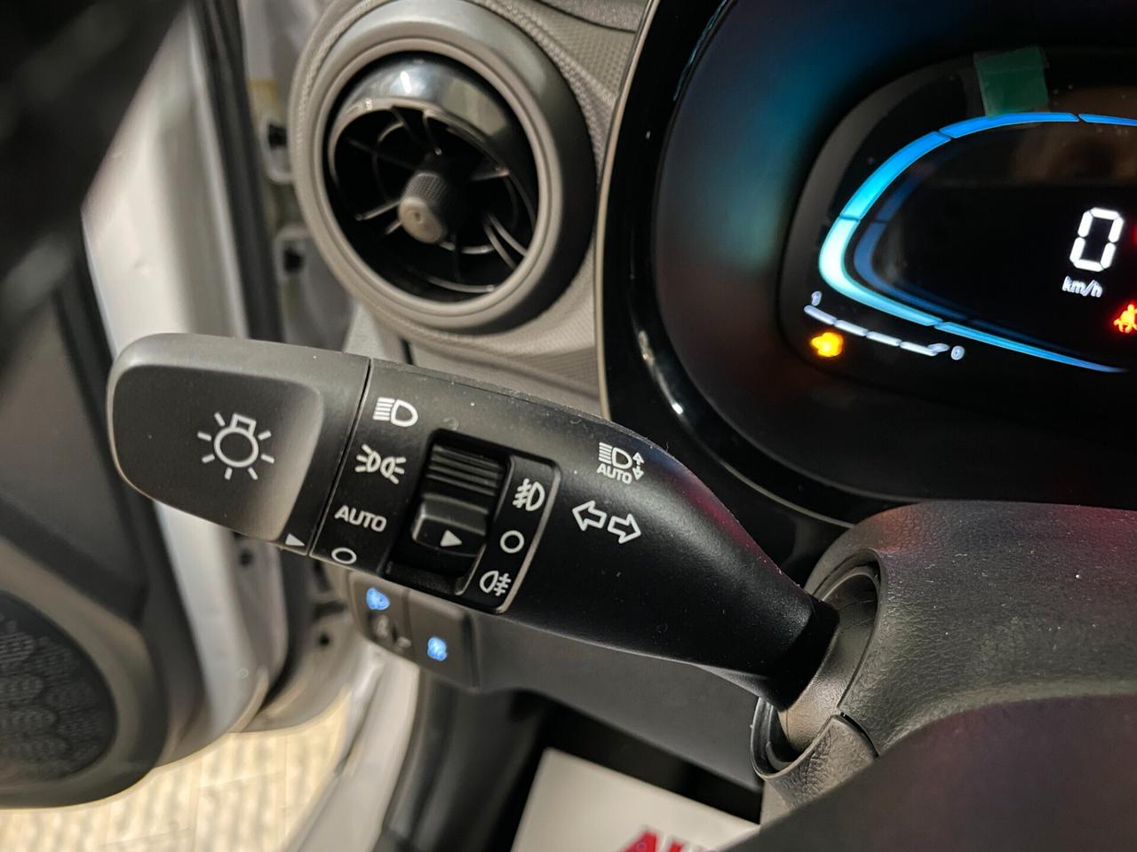 Hyundai i10 1.0 MPI AT Connectline Automatic Km0