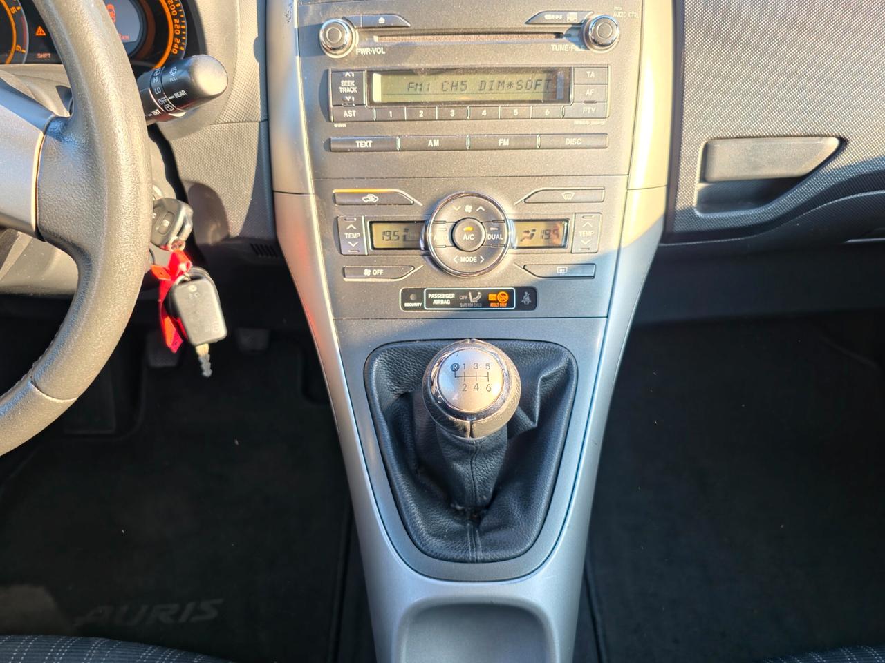 Toyota Auris 2.0 D-4D DPF 5 porte Sol CV-126 E4 Manuale NEO 2007
