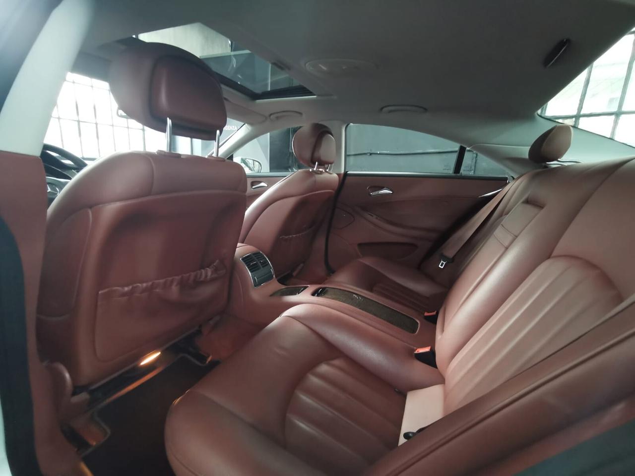Mercedes-benz CLS 350 CDI V6 GRAND OPENING TETTO-NAVI GARANZIA 12 MESI