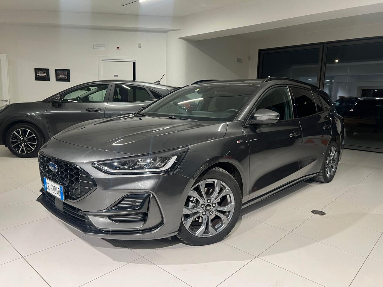 Ford Focus 1.0 EcoBoost Hybrid 125 CV 5p. ST-Line