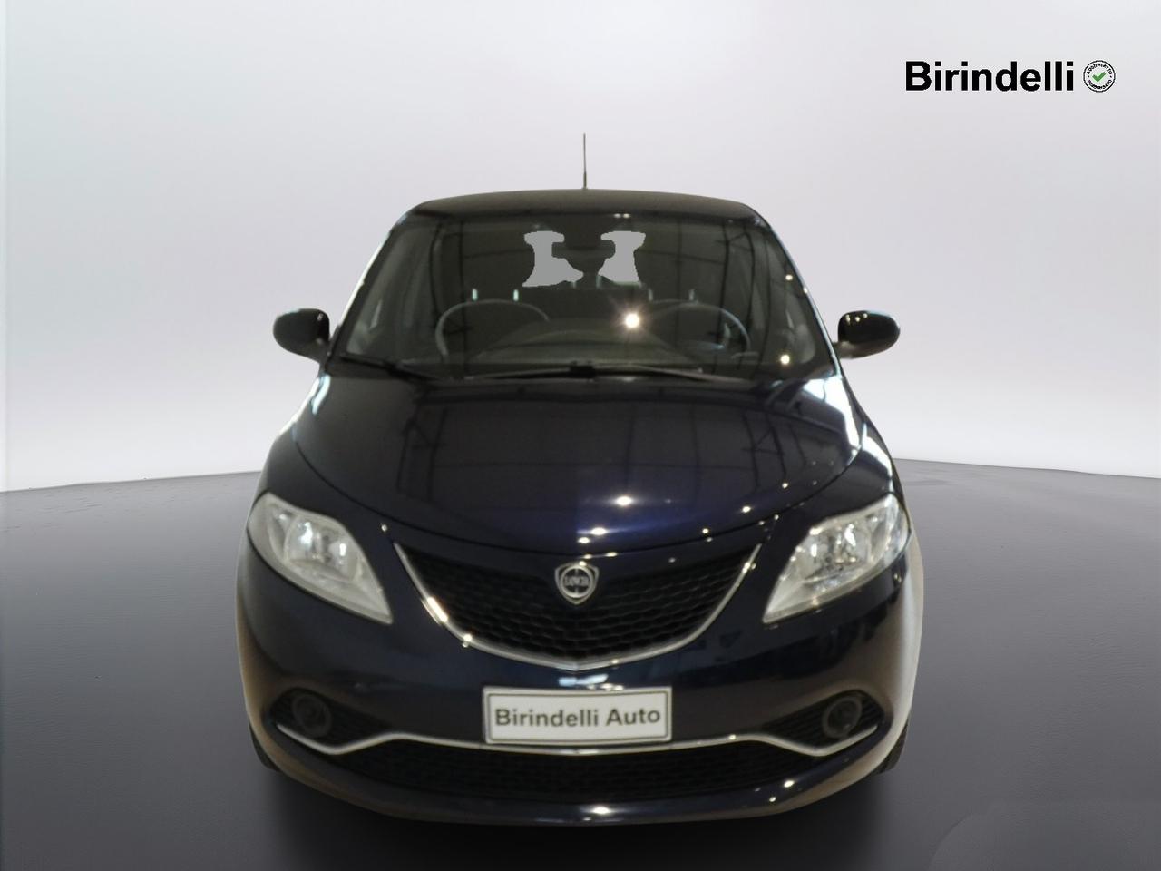 LANCIA Ypsilon 3ª serie - Ypsilon 1.2 69 CV 5 porte Silver