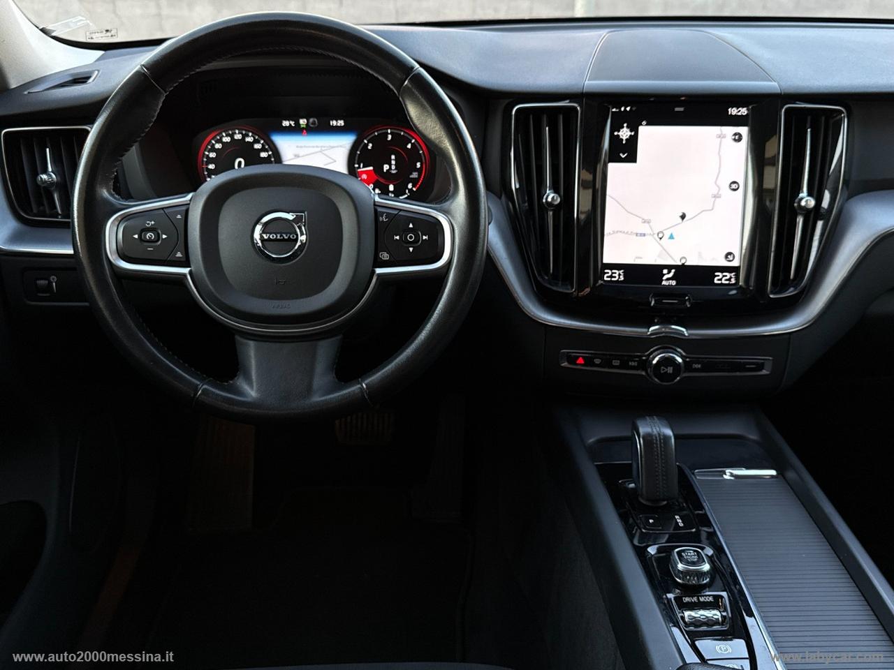 VOLVO XC60 B4
