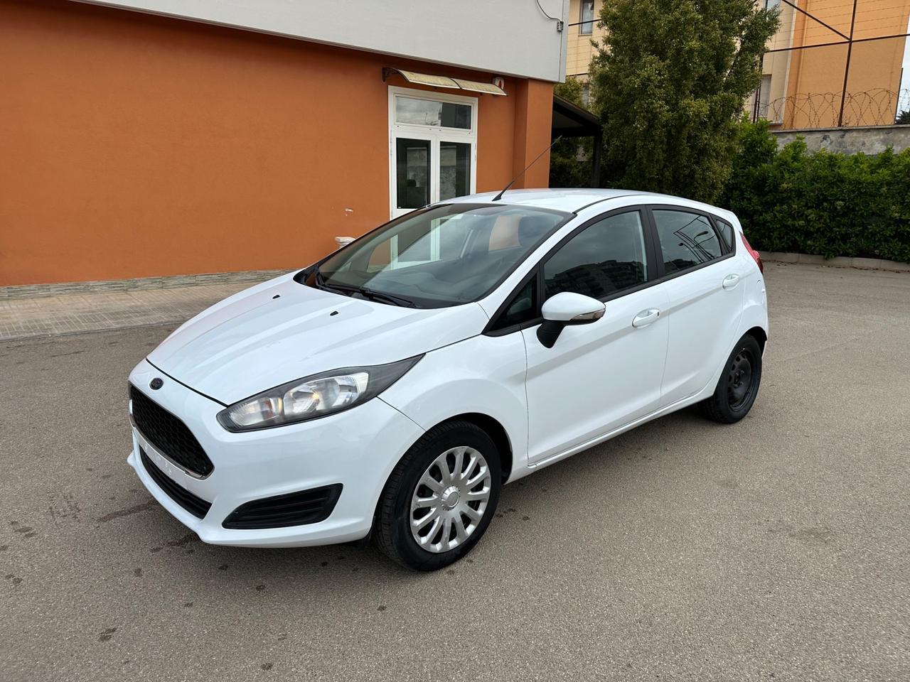 Ford Fiesta 1.2 82 CV 5 porte Business