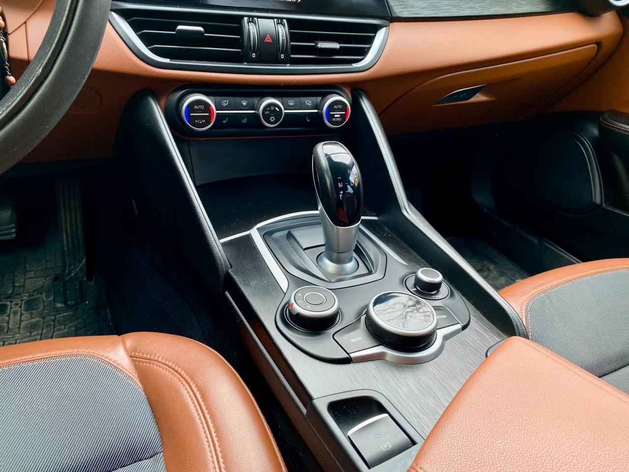 Alfa Romeo Giulia 2.2 Turbodiesel 180 CV AT8 Super