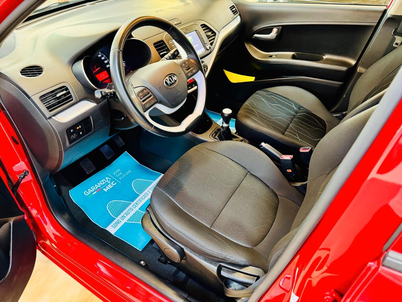 Kia Picanto 1.0 5p. NAVI / R-Camera / Touch