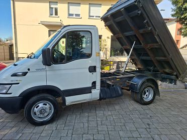 Iveco daily 35 -10 triribaltabile con aria condizionata