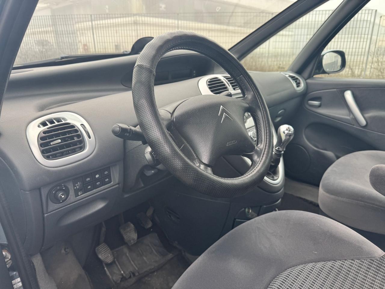 Citroen Xsara Picasso 1.6 16V Elegance. Km 129.000