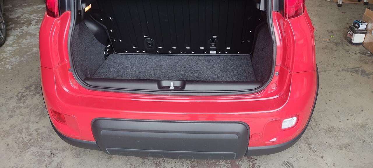 FIAT PANDA LOUNGE CROSS 1.2 BENZINA GPL