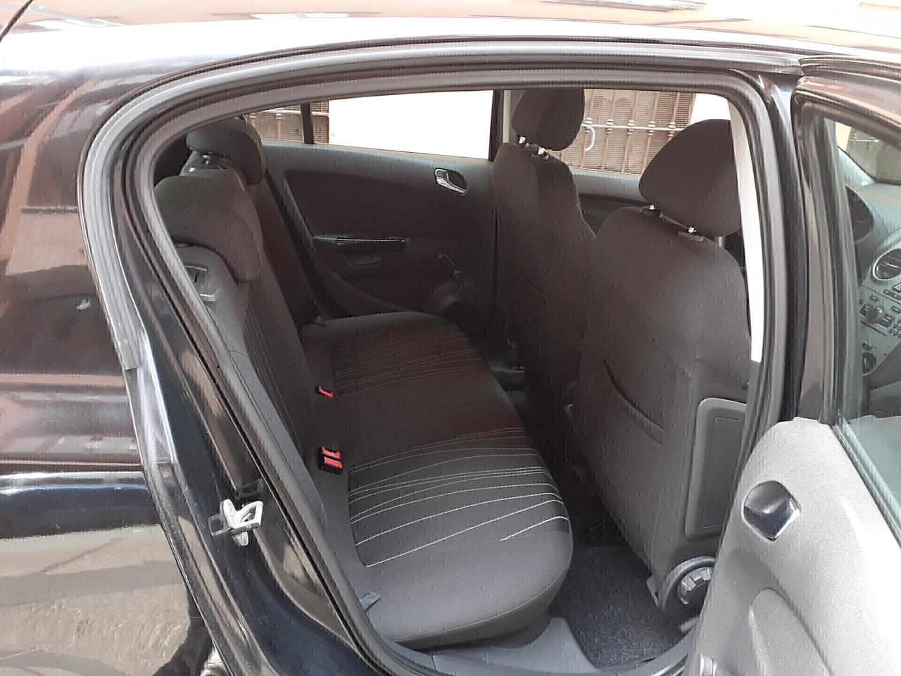 Opel Corsa - Fino a 2 anni di garanzia