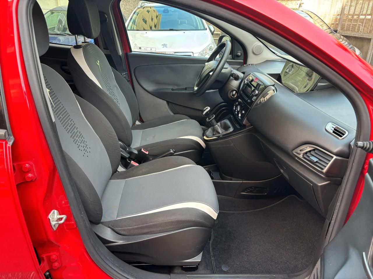 Lancia Ypsilon 1.2 69 CV 5 porte Elle UNIPROPRIETARIO