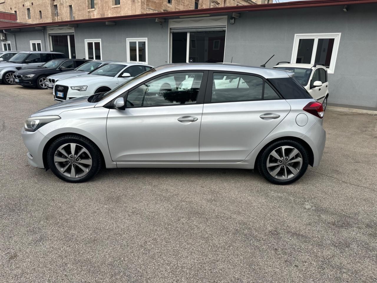 Hyundai i20 1.2 84 CV 5 porte Style