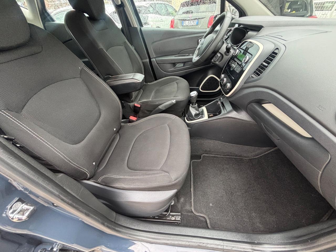 RENAULT CAPTUR 1.5 DCI 90 SPORT EDITION 99.000KM