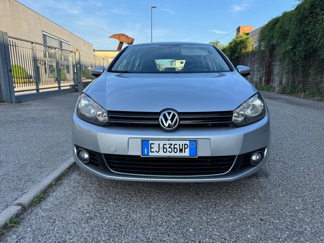 Volkswagen Golf Benzina idonea anche ai neopatentati
